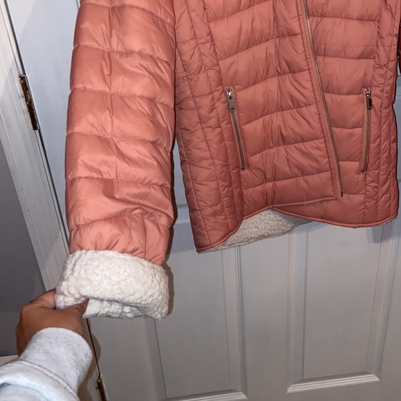 Reversible puffer jacket. - Picture 4 of 5